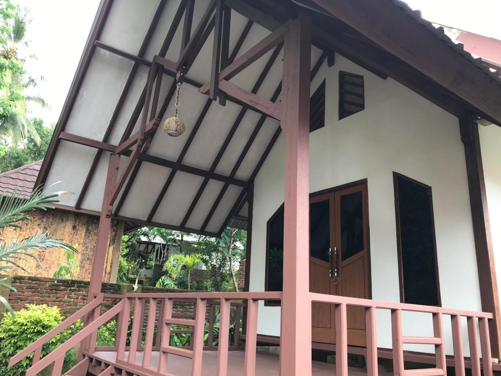 Kevin House Hotel Tanjung  Exterior photo